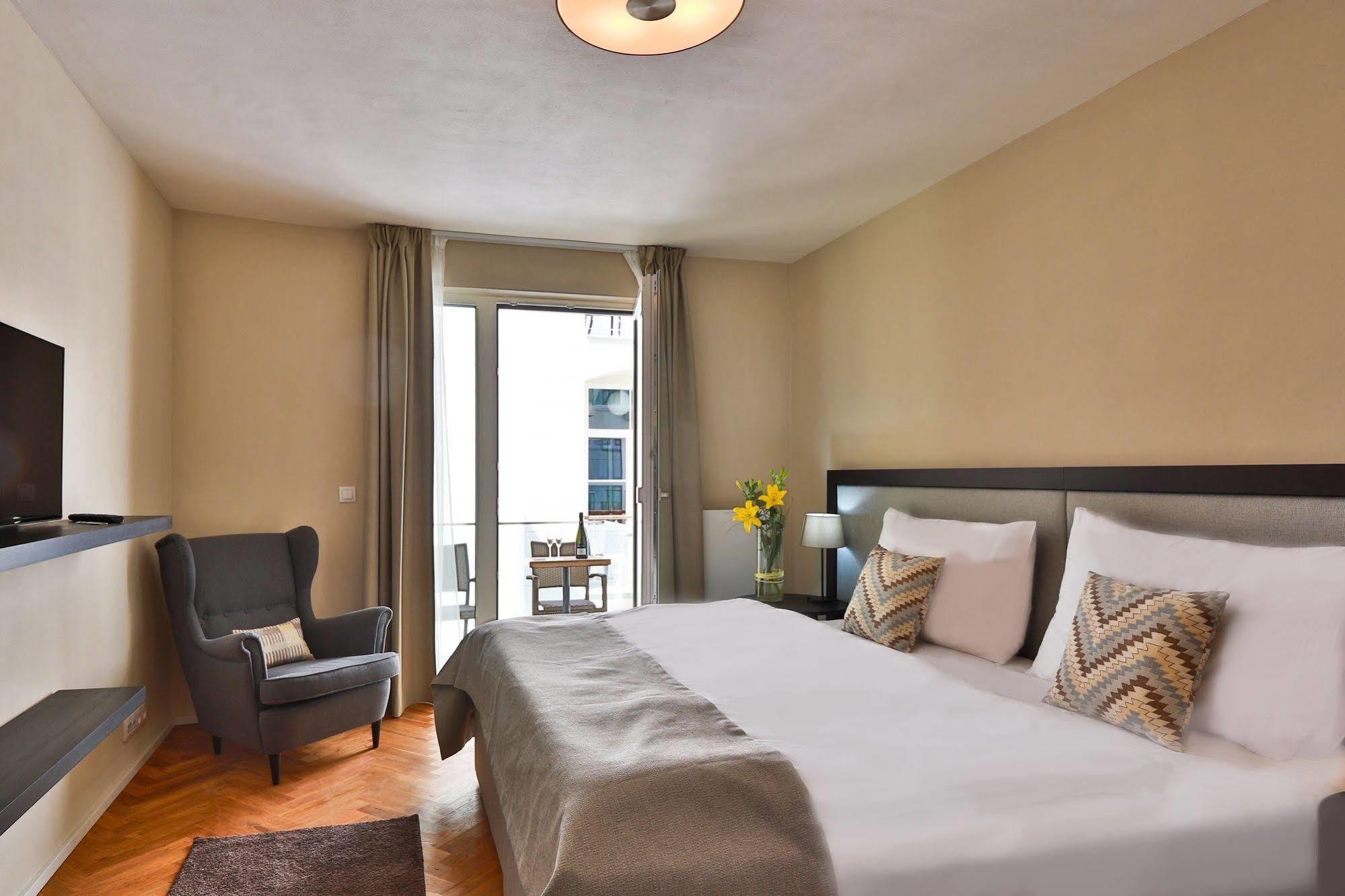 James Hotel & Apartments Praha Exteriér fotografie