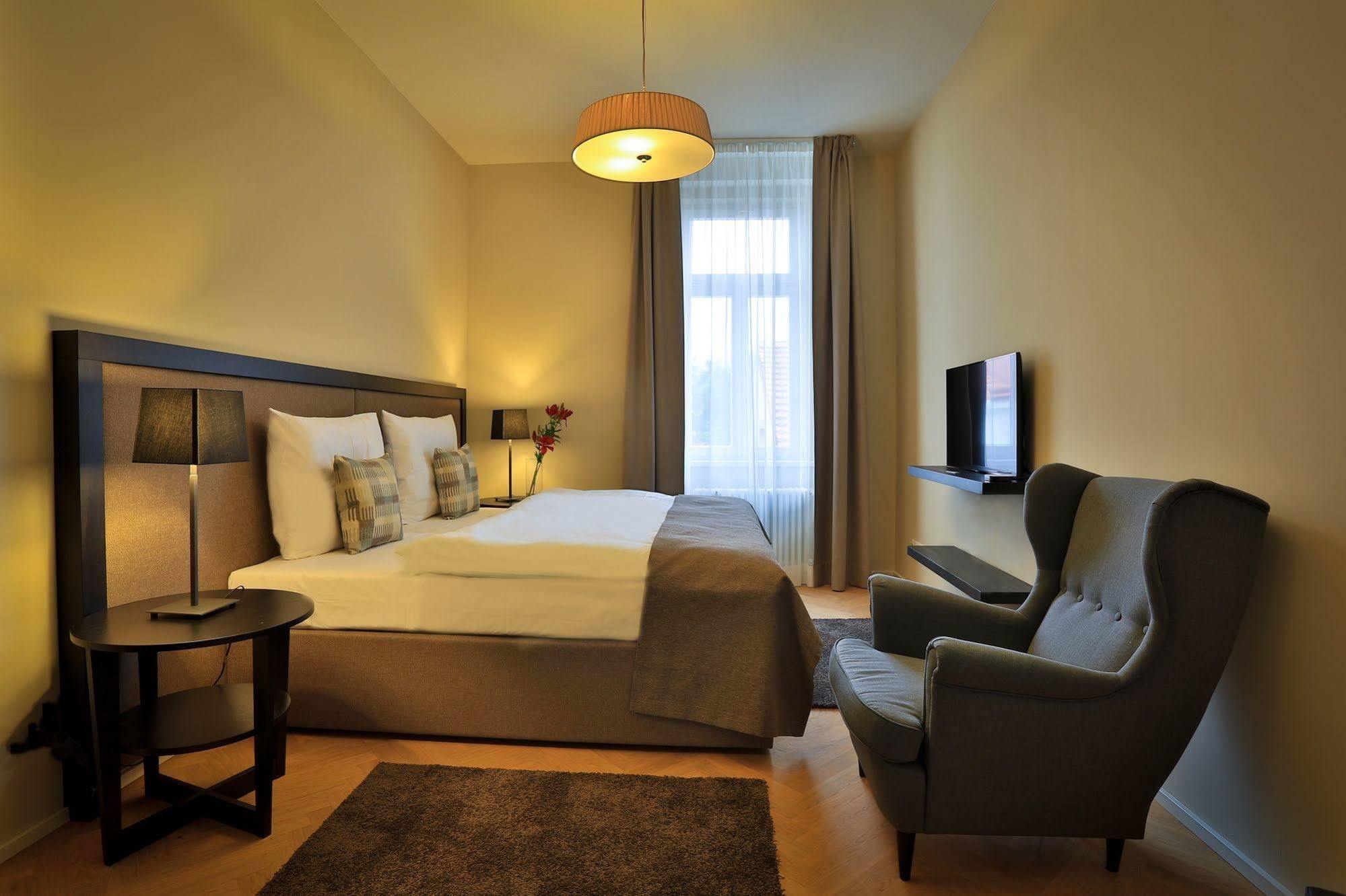 James Hotel & Apartments Praha Exteriér fotografie